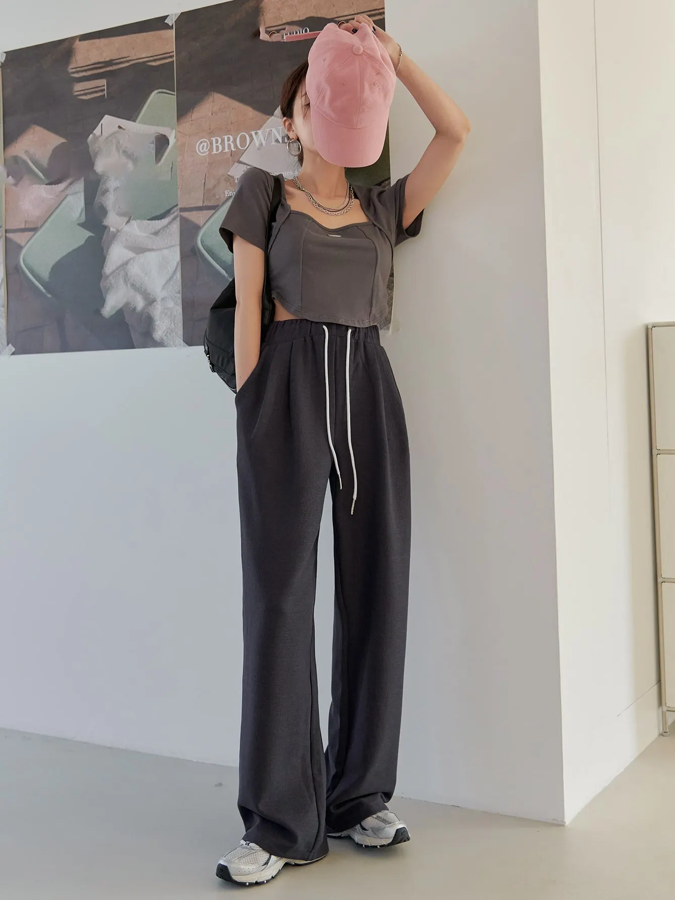 Letter Patch Drawstring Wide Leg Sweatpants